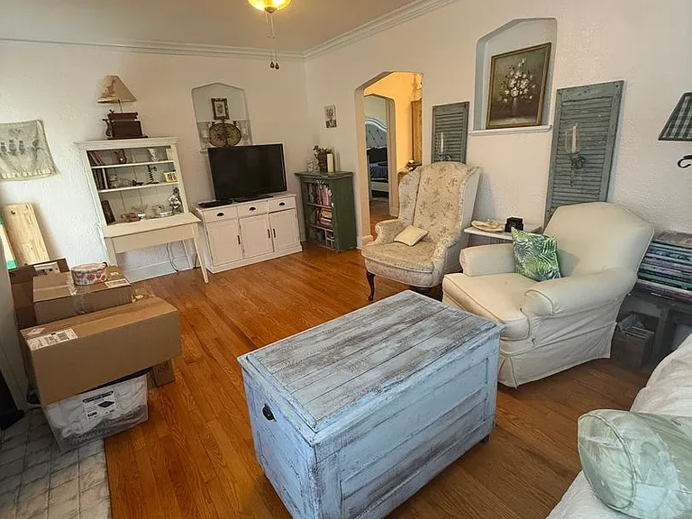 3714 Staunton Ave SE — Photo 2