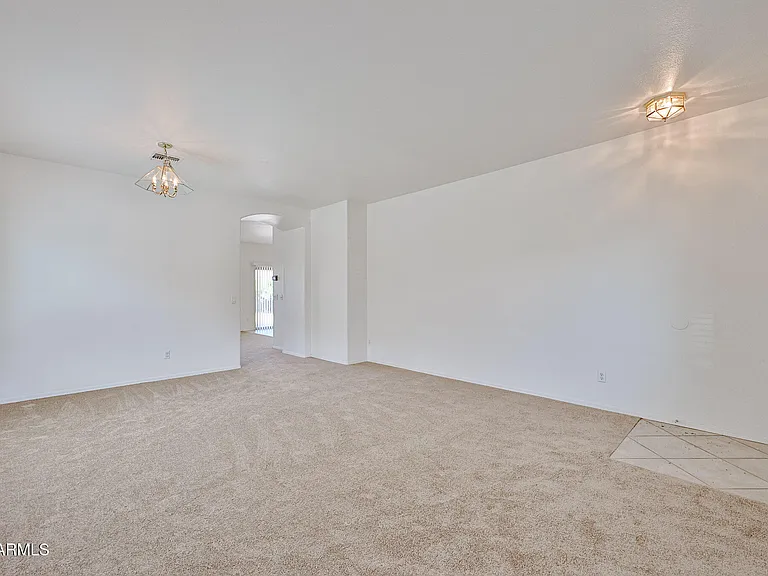 14584 W Watson Ln — Photo 5