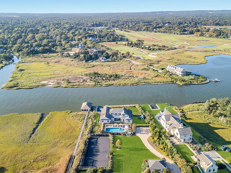 125 Dune Rd — Photo 55