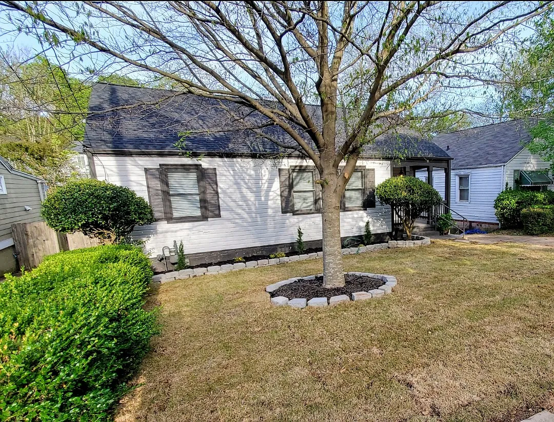 3 bed, 1101 sqft, $2,975 — Photo 3