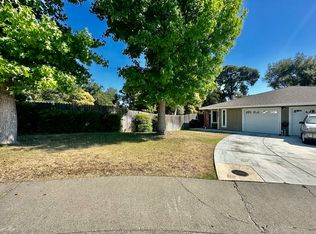 4860 Scotch Ct, Carmichael, CA 95608