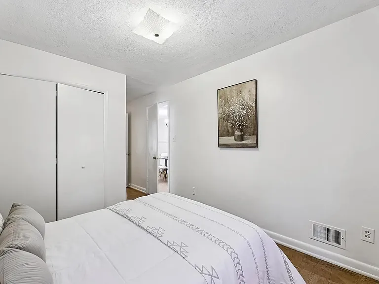 812 N Carolina Ave SE — Photo 6