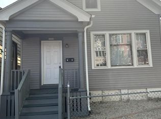 1006 S 21st St, Milwaukee, WI 53204