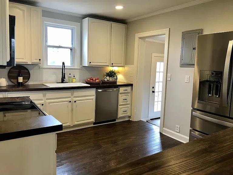 809 Chickasaw Ave — Photo 3