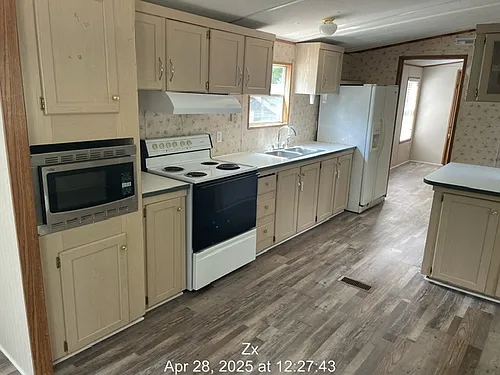 Luxury Houses for Rent in Satsuma, FL - 3 Rentals | HotPads