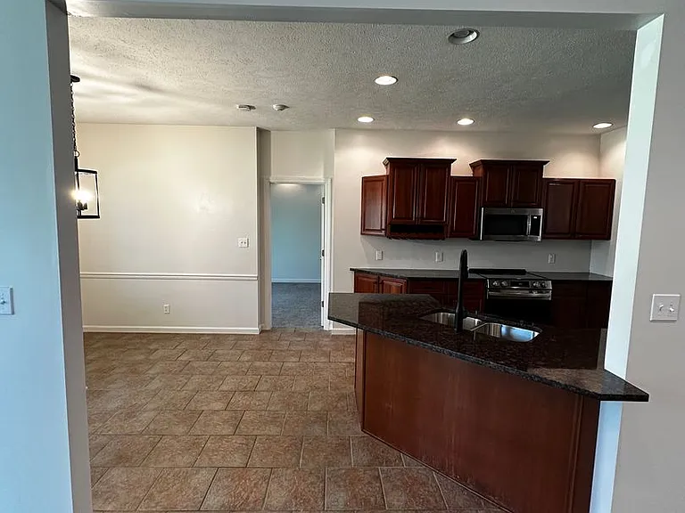 1250-1254 Evans City Rd — Photo 16