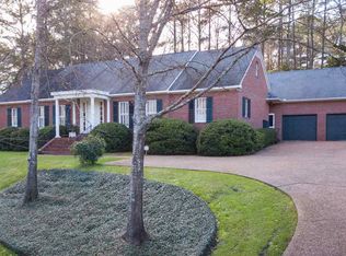 4129 Sandridge Dr, Jackson, MS 39211