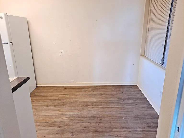 4704 Davisson Ave #A — Photo 3