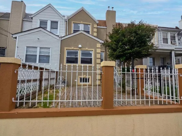 7153 Radbourne Rd, Upper Darby, PA 19082