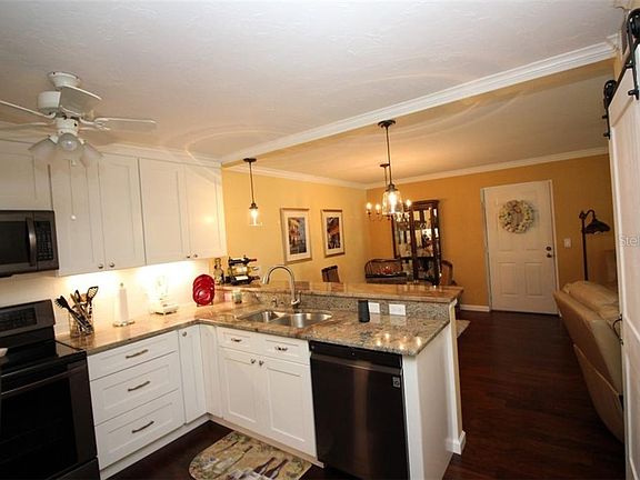 5th image of 1515 Forrest Nelson Blvd #L