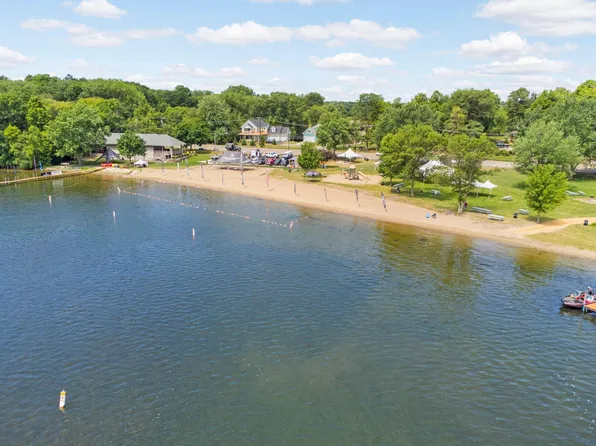 5805 Beachwood Rd, Mound, MN 55364