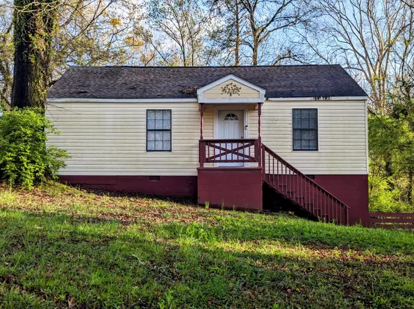 301 Claire St, Rossville, GA 30741