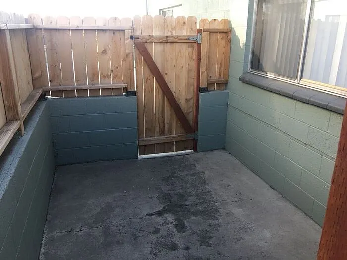 1395 Stardust St #4 — Photo 20