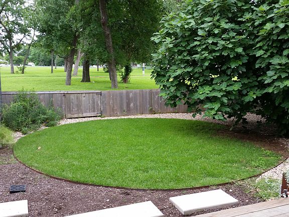 Round patch + look to park