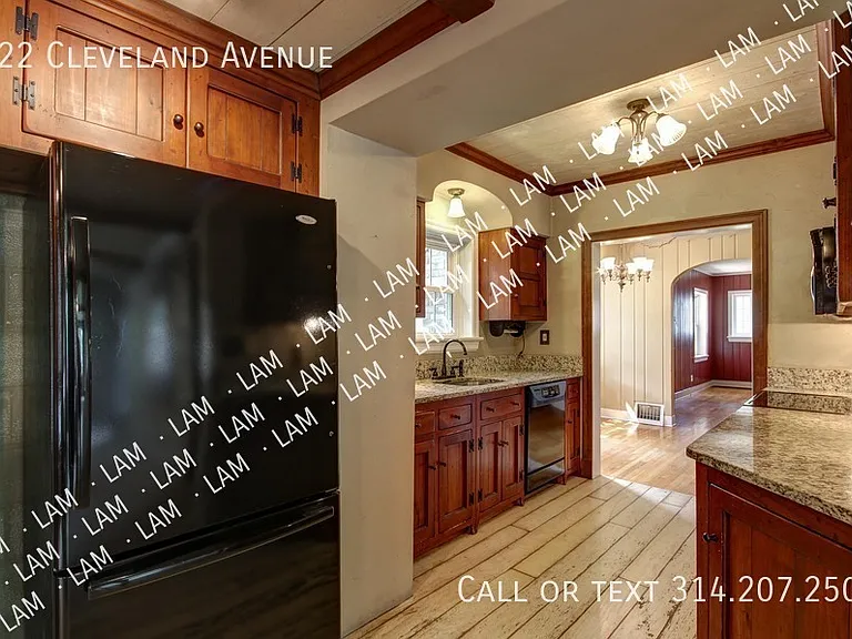 822 Cleveland Ave — Photo 13