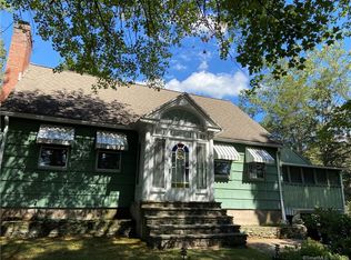 32 Knollwood Rd, Burlington, CT 06013