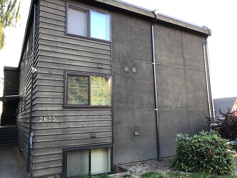 2635 Franklin Ave E #B — Photo 13