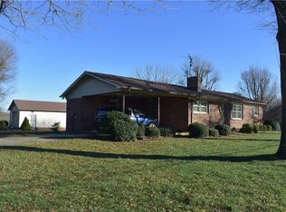 3778 Austin Traphill Rd, Elkin, NC 28621