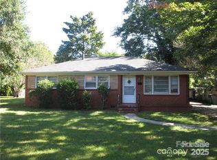 1115 Farrior Dr, Charlotte, NC 28215