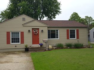 34836 Roberts Rd, Eastlake, OH 44095