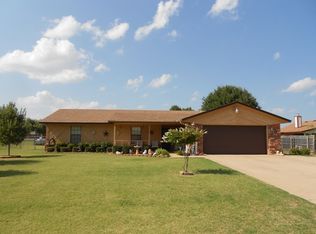 109 Foxfire Rd, Lawton, OK 73507
