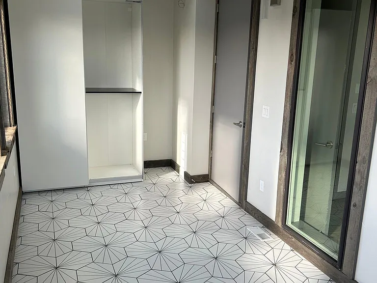 3130 N Downing St #100 — Photo 15