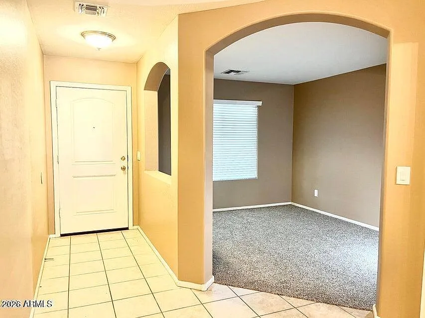 4 bed, 2.5 bath, 1856 sqft, $1,995 — Photo 4