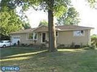 7 Scottie Ct, Hamilton, NJ 08619