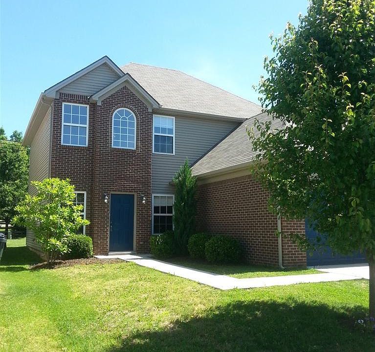 1st image of 904 Winding Oak Trl