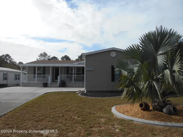 15769 Brookridge Blvd, Brooksville, FL 34613