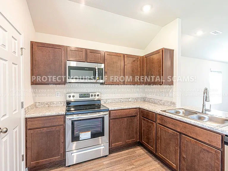 968 S Brambling Ln — Photo 7