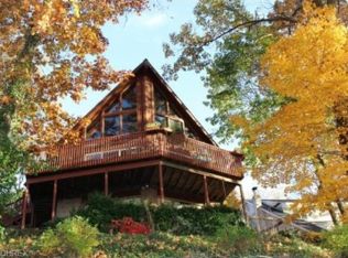 1372 Catherine Ave, Lakemore, OH 44250