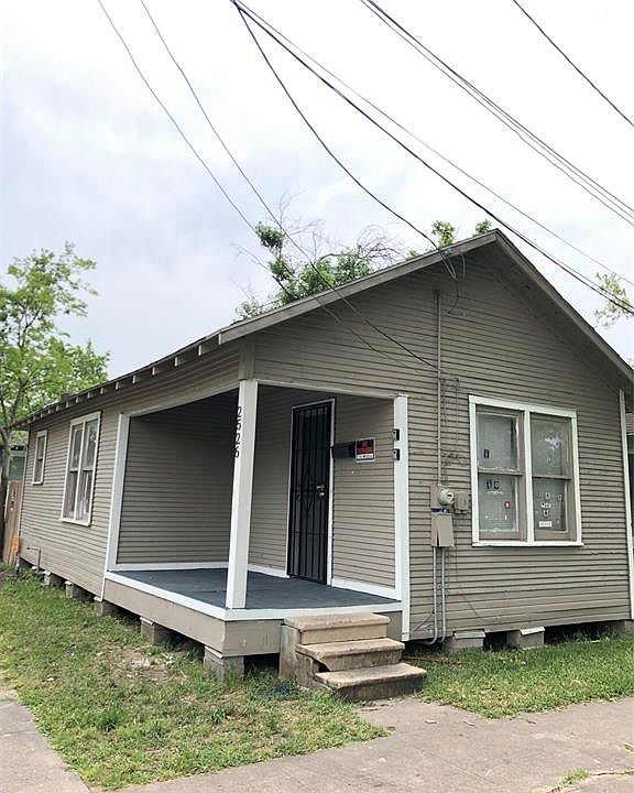 1st image of 2526 Campbell St