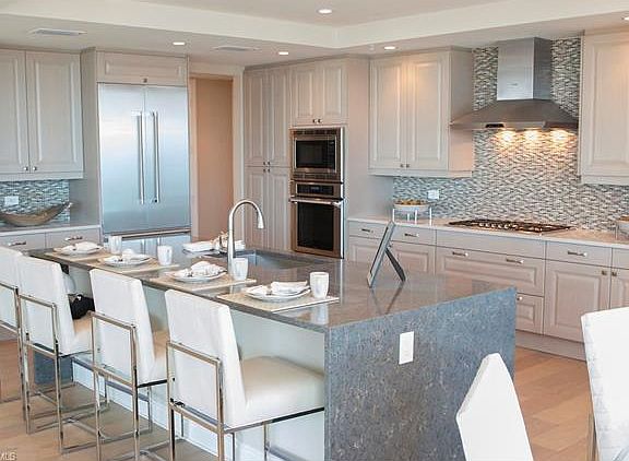 2nd image of 4800 Pelican Colony Blvd Unit 601