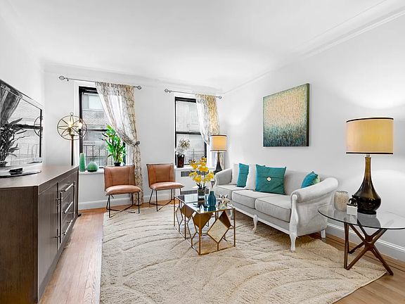 2nd image of 125 W 96th St #4FK