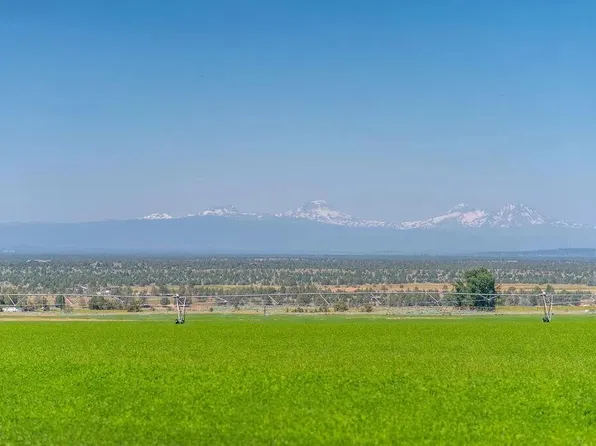15587 SW Shumway Rd, Powell Butte, OR 97753