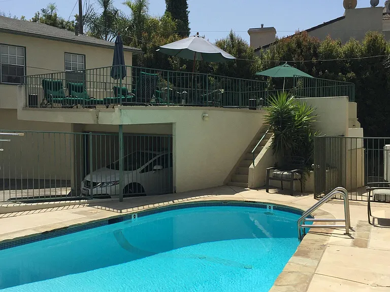 12104 W Sunset Blvd — Photo 14