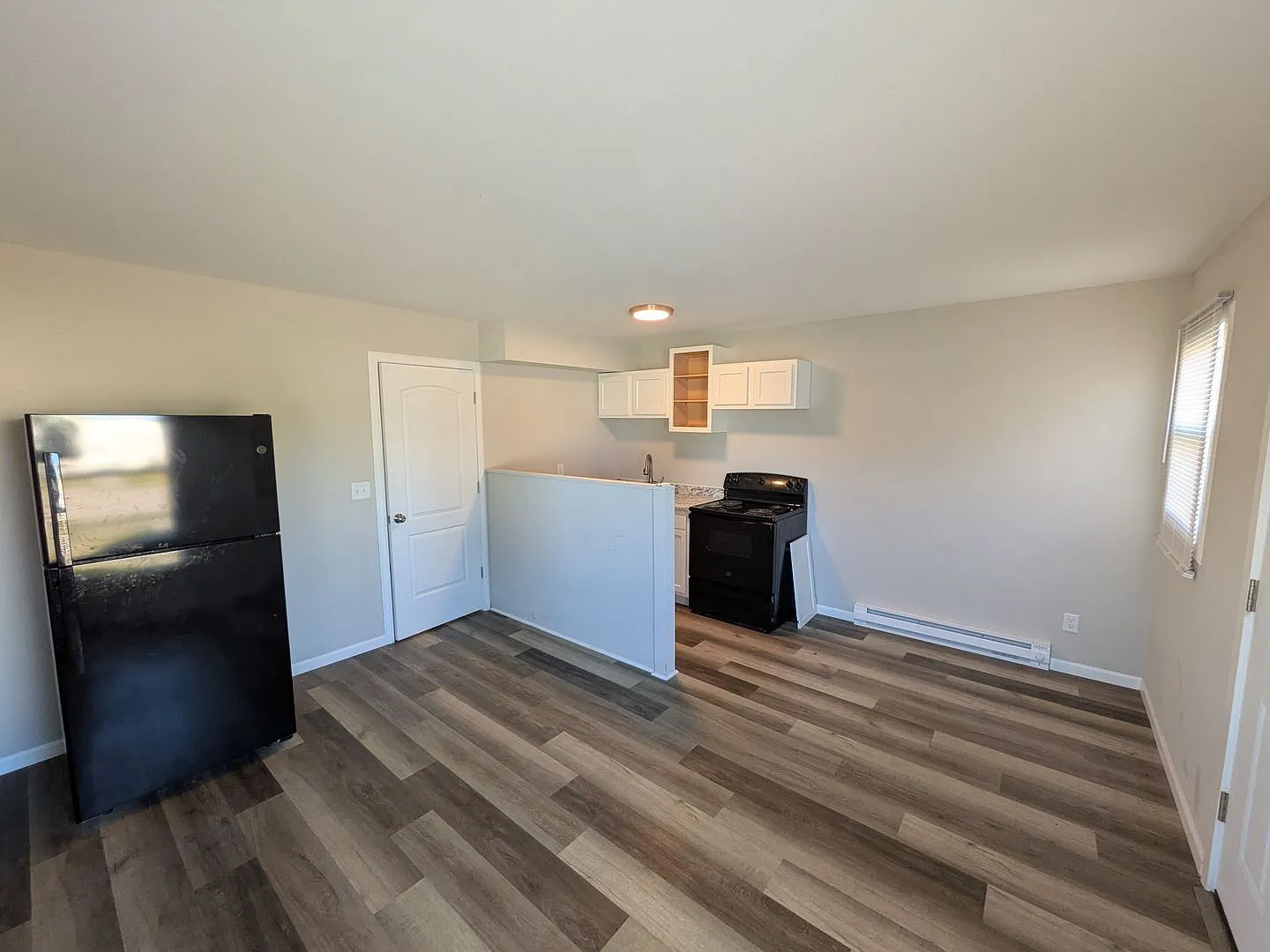 2805 10th St — Photo 1