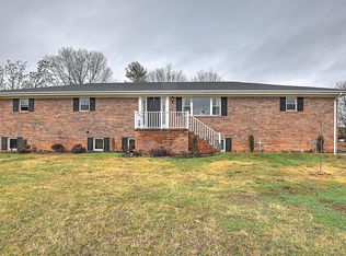 85 Jay Bird Ln, Greeneville, TN 37743