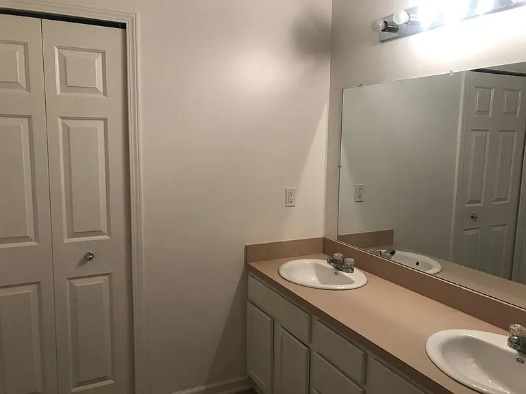 7629 Woodward Ave #7629 — Photo 15
