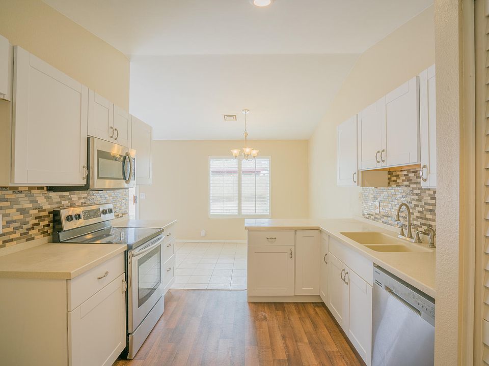 1st image of 10011 N 66th Dr