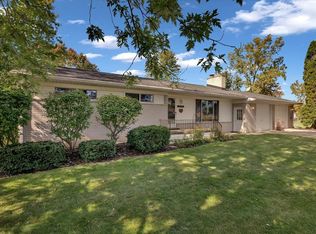 62167 Linda Dr, Ray, MI 48096