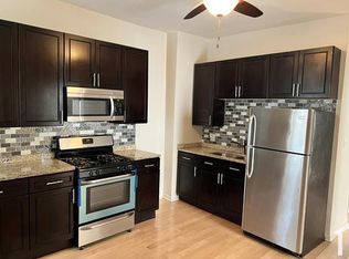 3326 W Crystal St #2, Chicago, IL 60651