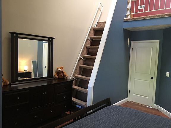 3rd image of 1340 W Telegraph Hill Dr
