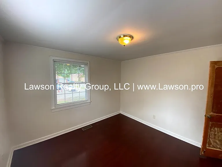 2420 Winthrop Ave SW — Photo 15