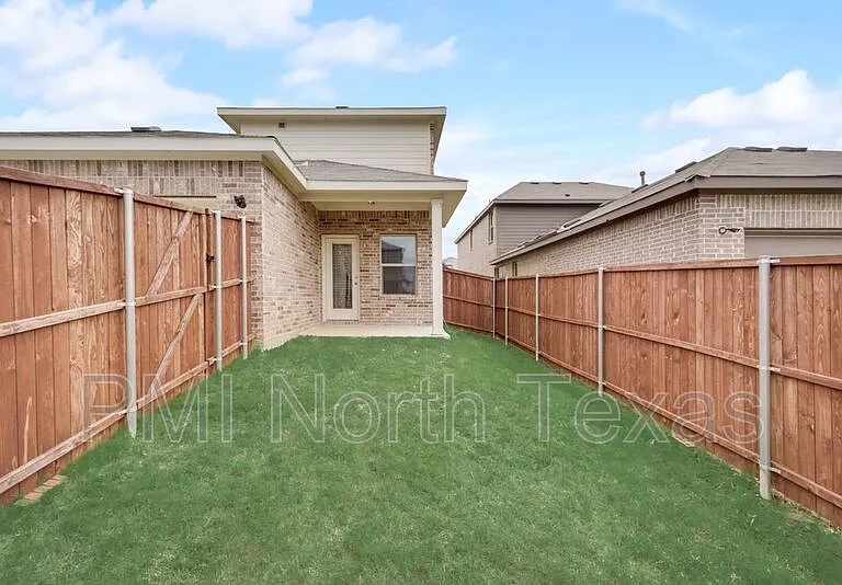 1713 Wayne Ln — Photo 24
