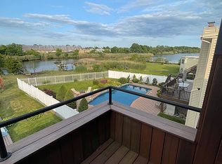 2829 Frankel Blvd, Merrick, NY 11566