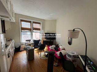 384 Commonwealth Ave APT 3R, Boston, MA 02215