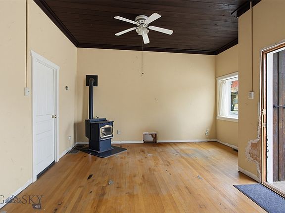 4th image of 1511 N Main St