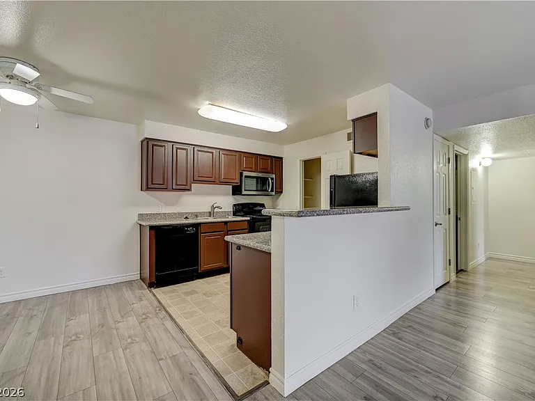 2606 S Durango Dr #248 — Photo 9